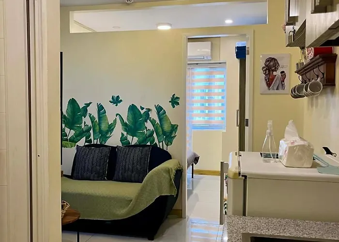 Cozy & Comfy Staycation In Quezon *