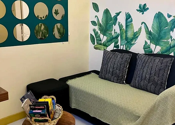 Cozy & Comfy Staycation In Quezon Apartment